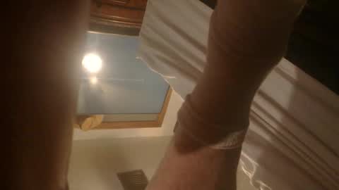 Snapshot of stroknit4her1258 chatting on February 2026 06:40:02 AM stroknit4her1258 online show from February 2026 06:40:02 AM