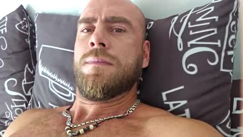Snapshot of strong_arni chatting on October 2025 03:07:01 AM Strong Arni online show from October 2025 03:07:01 AM