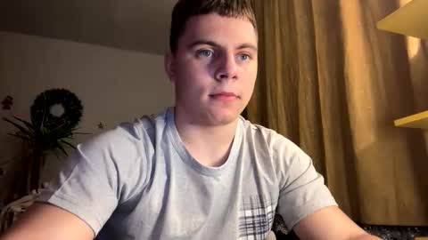 Snapshot of strong_baby chatting on January 2026 09:06:02 PM Strong Baby online show from January 2026 09:06:02 PM
