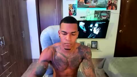 Snapshot of strong_blackboy chatting on April 2026 12:41:01 AM strong blackboy online show from April 2026 12:41:01 AM