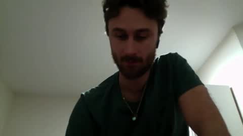 Snapshot of strongelvis chatting on February 2026 09:46:01 PM strongelvis online show from February 2026 09:46:01 PM