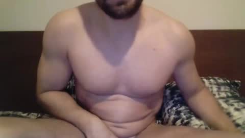 Snapshot of strongfitguy chatting on March 2026 10:35:01 PM Handsome guy online show from March 2026 10:35:01 PM