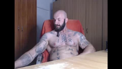 Snapshot of strongivan chatting on June 2026 05:38:02 AM StrongIvan online show from June 2026 05:38:02 AM