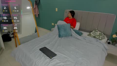 Strong Couple online show from February 2025 04:36:02 AM