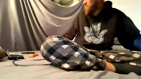 Snapshot of strumie3534336684 chatting on November 2025 10:43:02 PM strumie3534336684 online show from November 2025 10:43:02 PM