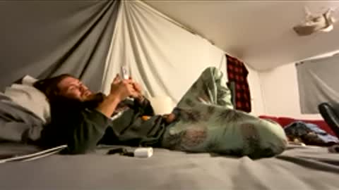 Snapshot of strumie3534336684 chatting on December 2025 04:50:01 AM strumie3534336684 online show from December 2025 04:50:01 AM