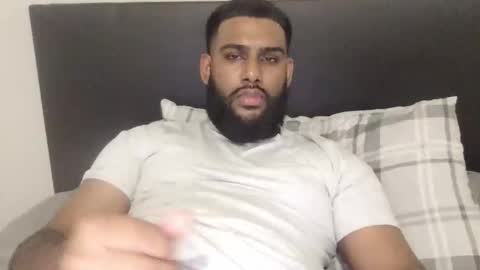 stuckinthe222 online show from November 2025 06:16:02 AM