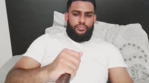 stuckinthe222 online show from November 2025 03:41:01 AM