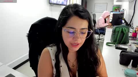 studcb_ online show from June 2026 11:00:01 PM