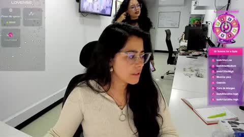 studcb_ online show from June 2026 11:16:02 PM