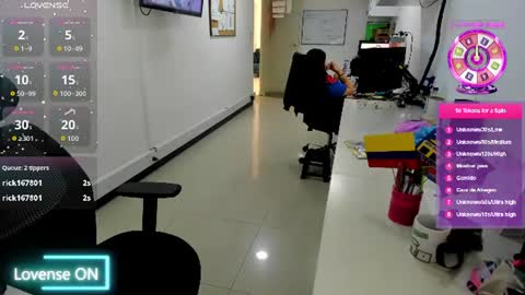 studcb_ online show from July 2026 06:23:01 PM