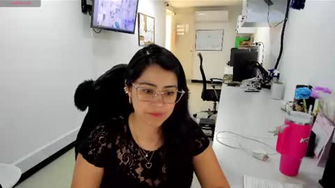studcb_ online show from July 2026 05:40:02 PM