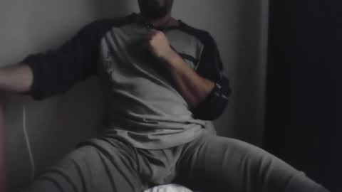 Snapshot of studdotcom chatting on October 2025 09:24:02 AM Ero online show from October 2025 09:24:02 AM