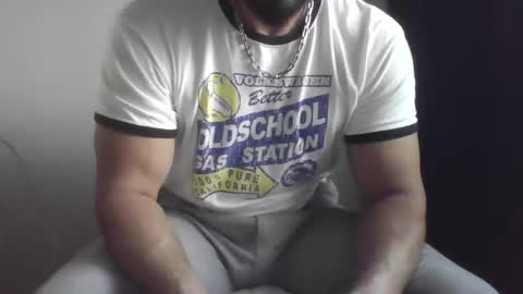 Snapshot of studdotcom chatting on November 2025 10:16:02 AM Ero online show from November 2025 10:16:02 AM