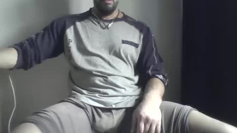 Snapshot of studdotcom chatting on December 2025 10:42:01 AM Ero online show from December 2025 10:42:01 AM