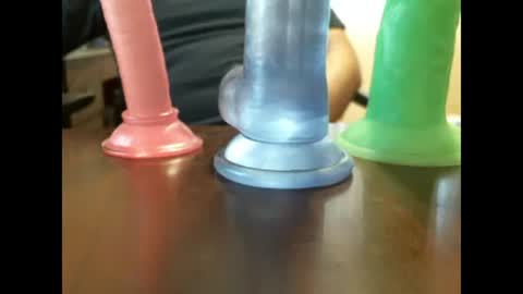 Snapshot of studinto chatting on February 2025 08:52:02 PM BadBrad online show from February 2025 08:52:02 PM