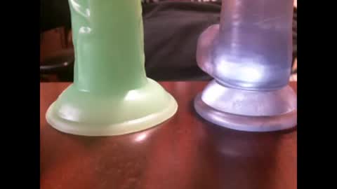 Snapshot of studinto chatting on March 2025 03:43:01 AM BadBrad online show from March 2025 03:43:01 AM