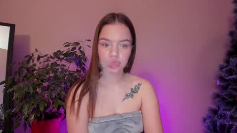 Mary online show from December 2024 03:54:02 PM