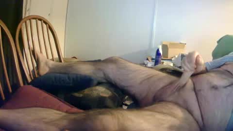 Snapshot of stugots42 chatting on December 2024 09:08:02 PM stugots42 online show from December 2024 09:08:02 PM