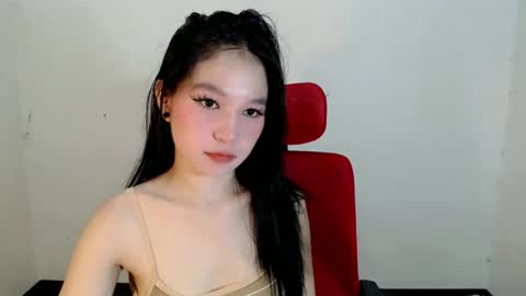 IM FLORIE online show from April 2026 08:23:01 AM