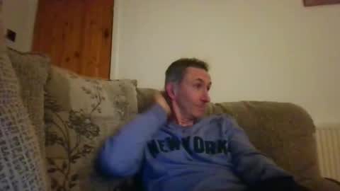 Snapshot of stuuuey73 chatting on November 2025 10:33:02 PM stuuuey73 online show from November 2025 10:33:02 PM
