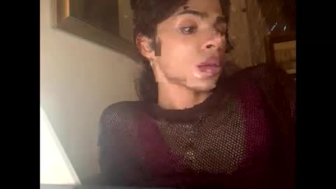 Snapshot of stxllaxcx chatting on January 2025 11:13:02 AM stxllaxcx online show from January 2025 11:13:02 AM