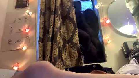 Snapshot of stxllaxcx chatting on April 2026 07:51:02 PM stxllaxcx online show from April 2026 07:51:02 PM