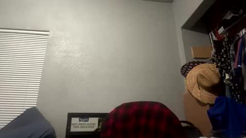 suavecito67 online show from November 2025 03:38:01 AM