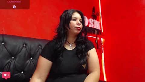 Snapshot of submissive__atina chatting on December 2024 11:29:02 PM Nicky online show from December 2024 11:29:02 PM