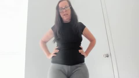 Submissie Peach Goddess online show from May 2026 02:23:01 PM