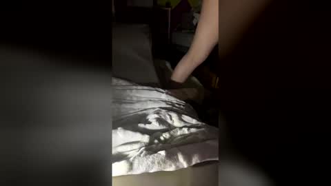 subsqrtfreak online show from April 2026 09:16:01 AM