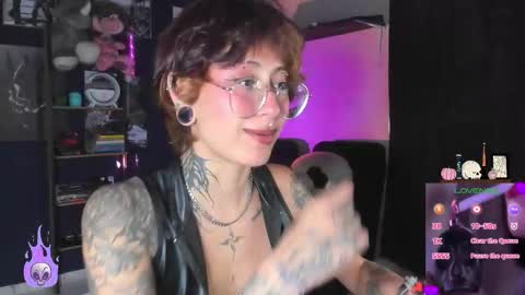 Snapshot of succubus_girl_ chatting on February 2026 04:27:02 PM Alexy online show from February 2026 04:27:02 PM