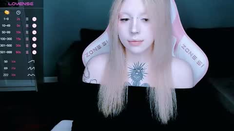 succubus_leslie online show from November 2025 09:48:02 PM