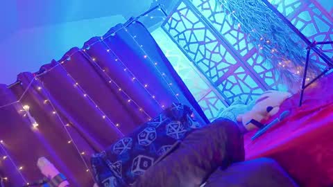 Succubus RoseMilk online show from March 2025 03:13:02 AM