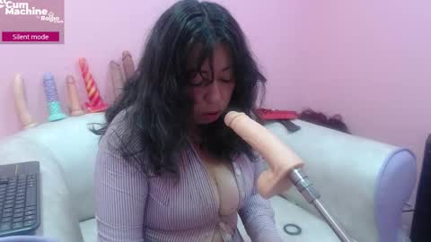 Snapshot of sucker_drool chatting on September 2025 12:18:01 PM Sucky online show from September 2025 12:18:01 PM