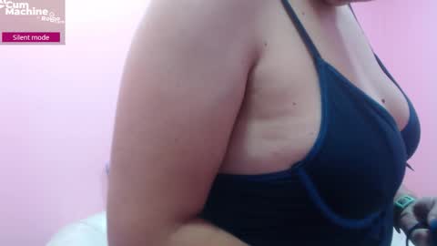 Snapshot of sucker_drool chatting on October 2025 12:25:02 PM Sucky online show from October 2025 12:25:02 PM