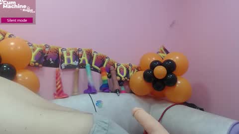 Snapshot of sucker_drool chatting on October 2025 12:04:02 PM Sucky online show from October 2025 12:04:02 PM