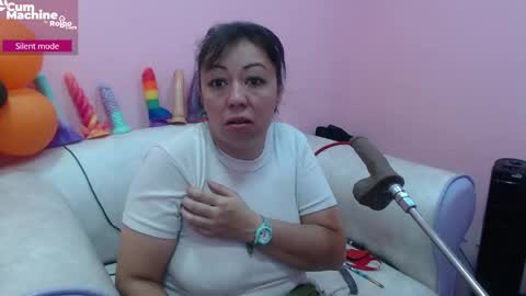 Snapshot of sucker_drool chatting on November 2025 12:26:01 PM Sucky online show from November 2025 12:26:01 PM