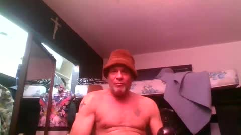 SUCKITU812 online show from December 2024 09:44:01 AM