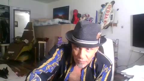 SUCKITU812 online show from February 2025 11:13:01 AM