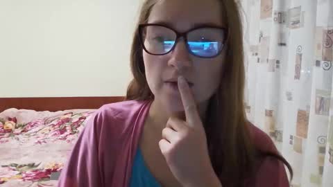 Snapshot of suckmydickifurstreight chatting on December 2025 04:45:02 PM suckmydickifurstreight online show from December 2025 04:45:02 PM