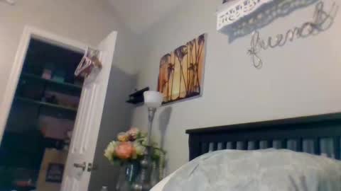 Snapshot of suckurclit40 chatting on September 2025 04:18:02 AM suckurclit40 online show from September 2025 04:18:02 AM