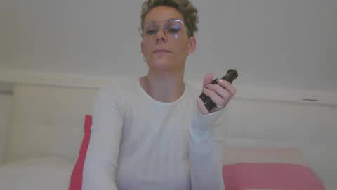 sucrette5629 online show from February 2026 09:39:01 AM