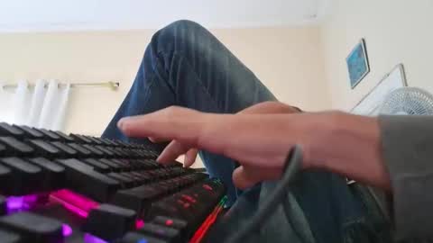 sueliton41 online show from February 2026 07:48:01 PM