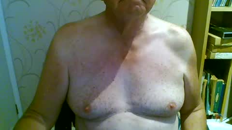 suffolkboy4 online show from July 2026 08:14:01 PM