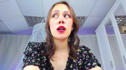 Snapshot of sugar_blond chatting on February 2025 11:21:02 AM sugar blond online show from February 2025 11:21:02 AM