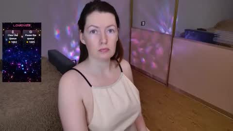 Snapshot of sugar_desire chatting on September 2025 09:42:02 PM Instagram faroffland online show from September 2025 09:42:02 PM