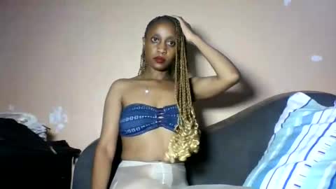 Snapshot of sugar_lace chatting on April 2026 02:03:02 PM sugar online show from April 2026 02:03:02 PM