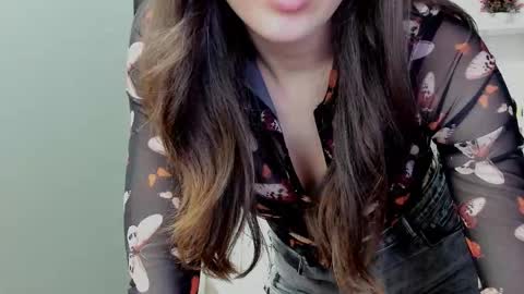 Megan online show from January 2026 05:27:02 PM