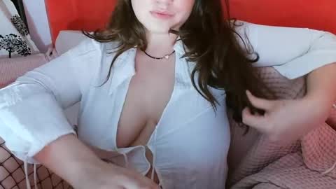 sugarbellla online show from June 2026 06:41:01 PM